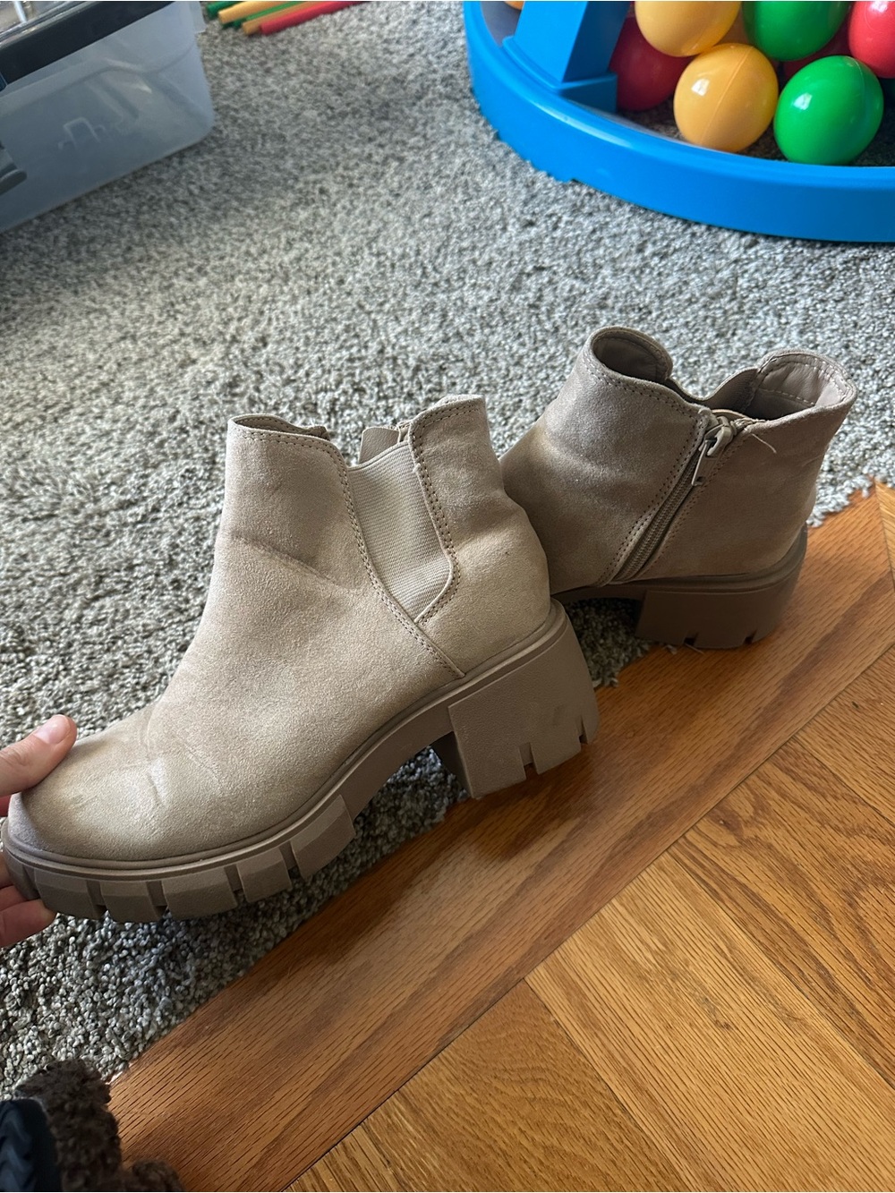 Versatile Taupe Chunky Chelsea Ankle Booties - Women